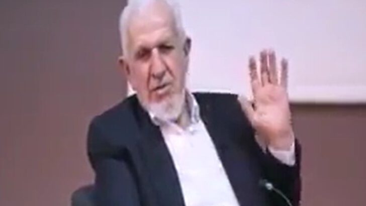 Sınıf Arkadaşı Cevat Akşit’in Dilinden Hayrettin Karaman!